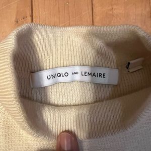 Uniqlo x Lemaire mock neck sweater Sz L